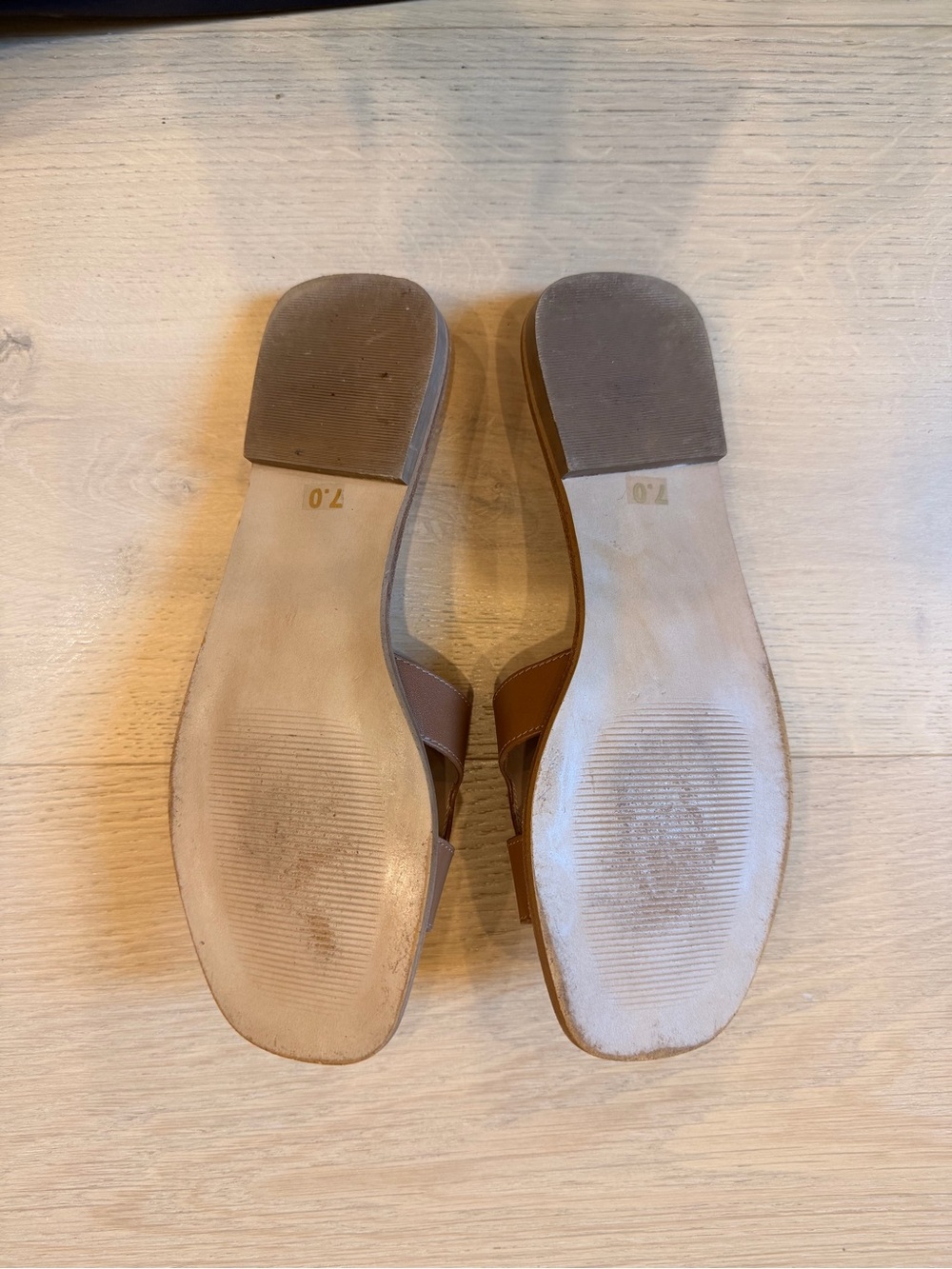 Steve Madden Tan-Brown Slide Mules - Picture 2 of 2